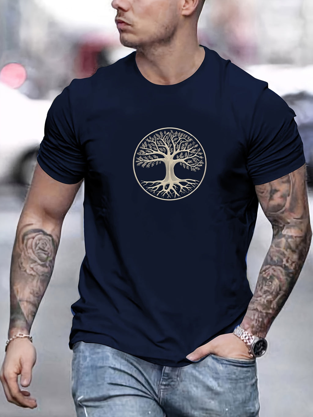 Camiseta masculina minimalista com estampa de árvore - preta e dourada, camiseta de verão respirável para uso diário e formal