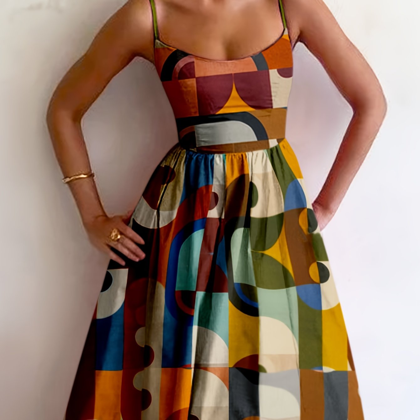 2025 Colorful Retro Geometric Print Spaghetti Strap Dress Sweet Youthful Elegant Bohemian Vacation Style Adjustable Thin Straps Beach Sleeveless Mid-Length Spaghetti Strap Dress Summer Unique Special Holiday Gift Dress Beachw
